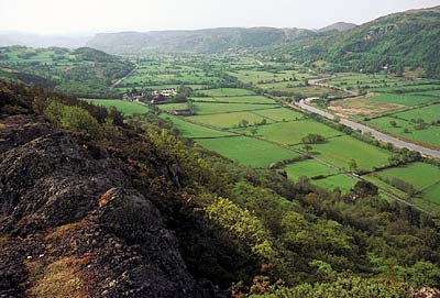 View from cliffs above Conwy Valley, up Conwy R. towards Snowdonia Mt.s. Location: WAL, Conwy County, Vale of Conwy, Llanrwst Area, Cadair Ifan Goch (Nat Trust). [ref. to #184.030]