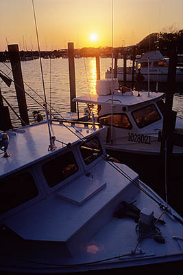 NC: Brunswick County, Cape Fear River Area, Southport, Sunset over harbor [Ask for #224.160.]