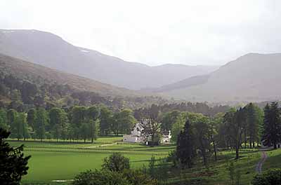 Meggernie Castle, in Upper Glen Lyon; Ben Lawers behind. Location: UK, Scotland, Perth & Kinross District, Grampian Mountains, Glen Lyon. [ref. to #243.530]