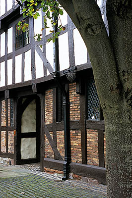 ENG: West Midlands Region, Shropshire, Shrewsbury and Atcham District, Shrewsbury, Rowley's House, a 15th c. merchant's house, now the Shropshire County Museum [Ask for #262.567.]