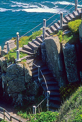 ENG: South West Region, Cornwall, Cornwall AONB, Penwith Peninsula, Porthcorno, Steps leading down a cliff to the Minack Theatre [Ask for #268.189.]