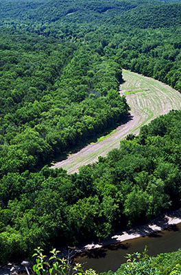 MD: Allegany County, Potomac River, Green Ridge State Forest, Little Orleans, View from High Point Overlook over the Potomac River Valley [Ask for #269.071.]