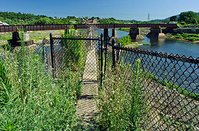 MD: Allegany County, Potomac River, Cumberland, Industrial area along the Potomac River to the immediate south of downtown [Ask for #269.093.]