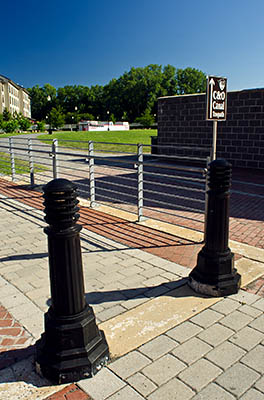 MD: Allegany County, Potomac River, Cumberland, Canal Park, Western terminus of the canal towpath [Ask for #269.099.]