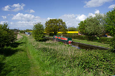 ENG: West Midlands Region, Staffordshire, The Trent Valley, Burton-on-Trent, The Trent and Mersey Canal, Viewed at Branston Bridge, on the south edge of town [Ask for #270.019.]