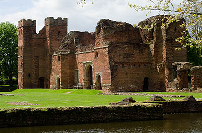 ENG: East Midlands Region, Leicestershire, Leicester Area, Leicester City, Kirby Muxloe Castle (EH), View over the moat towards the gatehouse [Ask for #270.030.]