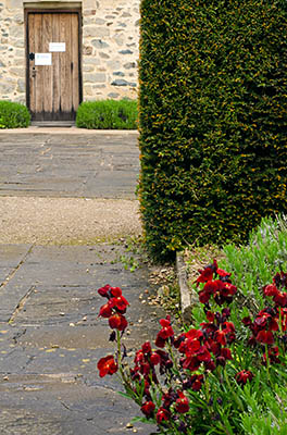 ENG: East Midlands Region, Leicestershire, Northwest Leicestershire, Coalville, Donnington le Heath Manor House, Front garden and entrance to 13th c. manor [Ask for #270.045.]