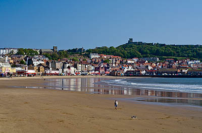 ENG: Yorkshire & Humberside Region, North Yorkshire, North Yorkshire Coast, Scarborough City, South Sands, View from the beach towards the castle [Ask for #270.105.]