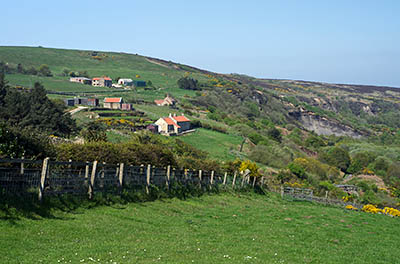 ENG: Yorkshire & Humberside Region, North Yorkshire, North Yorkshire Coast, Sea Cliffs, Ravenscar, Cliff-top view towards Robin Hood's Bay [Ask for #270.109.]