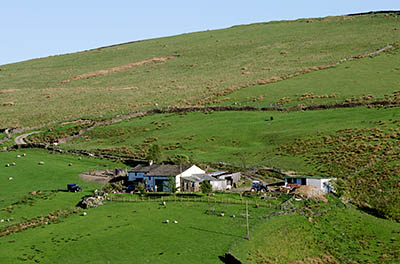 ENG: The Northwest Region, Lancashire, The Pennines, Burnley Borough, Burnley Moors, Isolated Pennine farmstead [Ask for #270.278.]