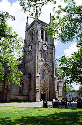 ENG: The Northwest Region, Lancashire, The Pennines, Blackburn-with-Darwen, Blackburn Cathedral, Viewed from the front [Ask for #270.370.]