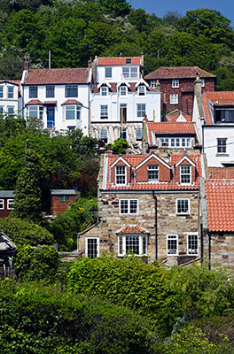 ENG: Yorkshire & Humberside Region, North Yorkshire, North Yorkshire Coast, Sea Cliffs, Runswick Bay, Old fishing village terraced along the cliff foot [Ask for #270.463.]