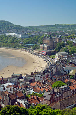 ENG: Yorkshire & Humberside Region, North Yorkshire, North Yorkshire Coast, Scarborough City, Scarborough Castle (EH), View towards the town's centre and beach from the castle's walls [Ask for #270.513.]