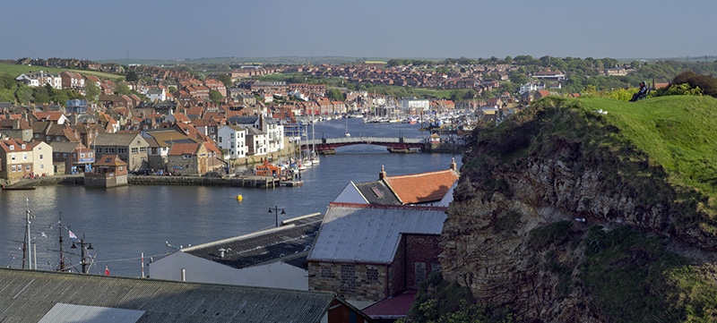 ENG: Yorkshire & Humberside Region, North Yorkshire, North Yorkshire Coast, Whitby, West Cliff, Panoramic view from cliff-top park, towards the harbor [Ask for #270.537.]